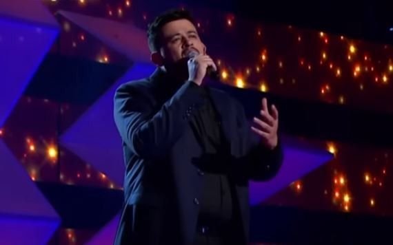 Participó del "Canta Conmigo", le dedicó el tema a su mamá y emocionó a todos: la historia de Mariano Bustos