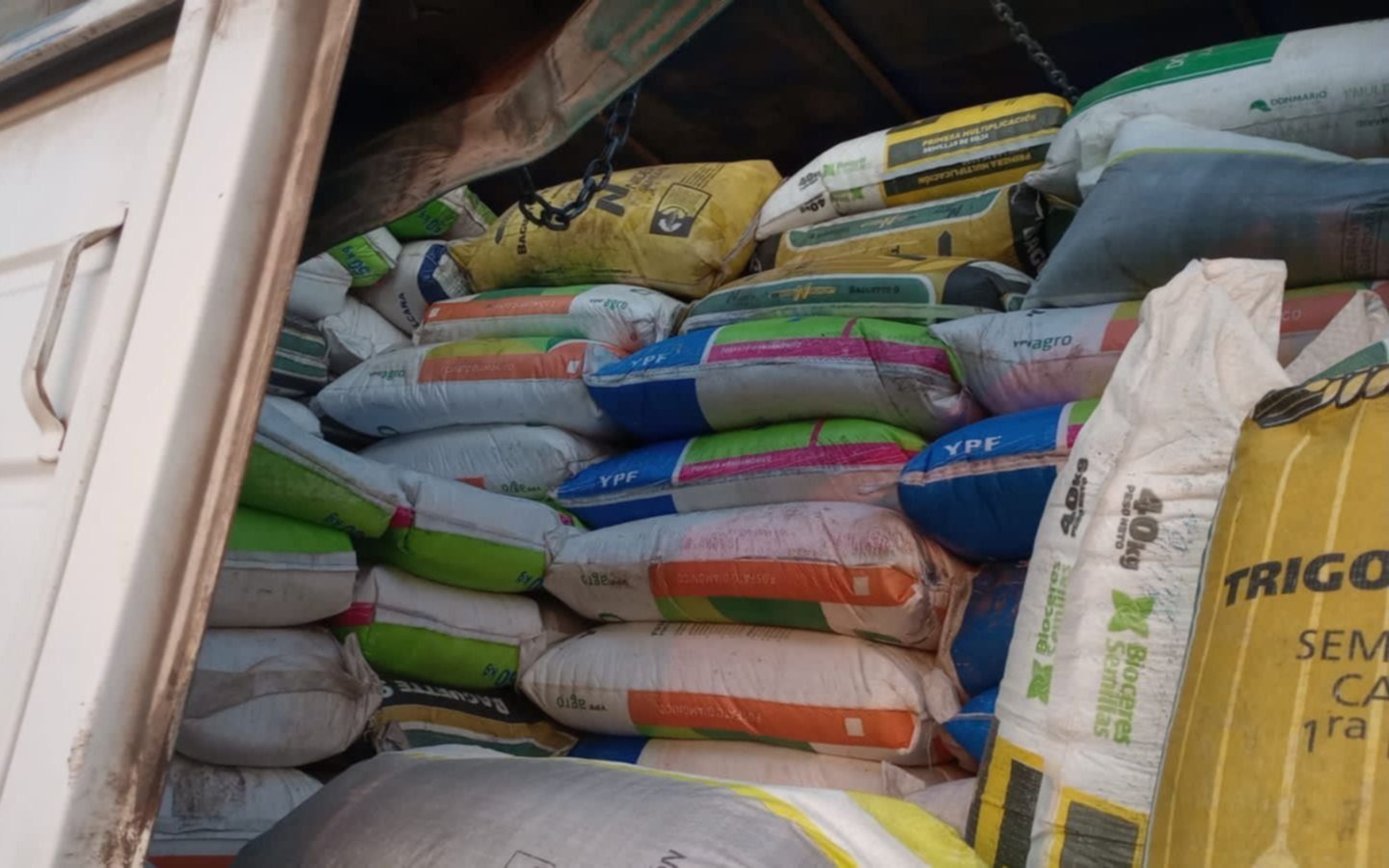 En quintas del Gran La Plata, secuestran fertilizantes valuados en varios millones