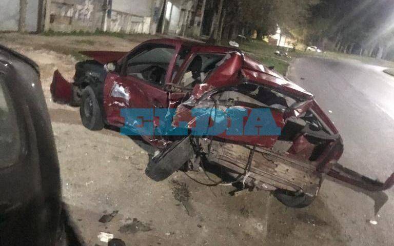 Cuatro autos involucrados en un choque en 120 y 67: "Es la curva de la muerte"