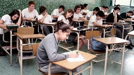 ¿Chau repitencia?: debate sobre la escuela secundaria bonaerense