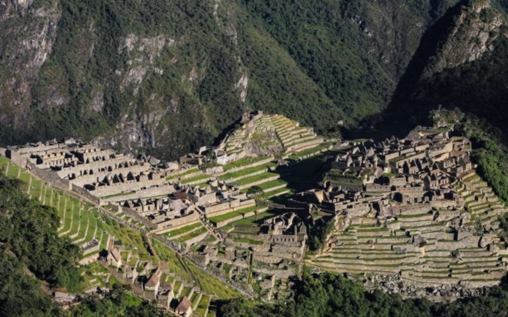 Tragedia en Machu Picchu: murieron 4 turistas y 16 resultaron heridos en un accidente