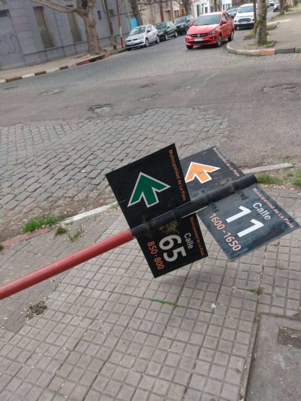 Piden que pongan en pie un cartel nomenclador