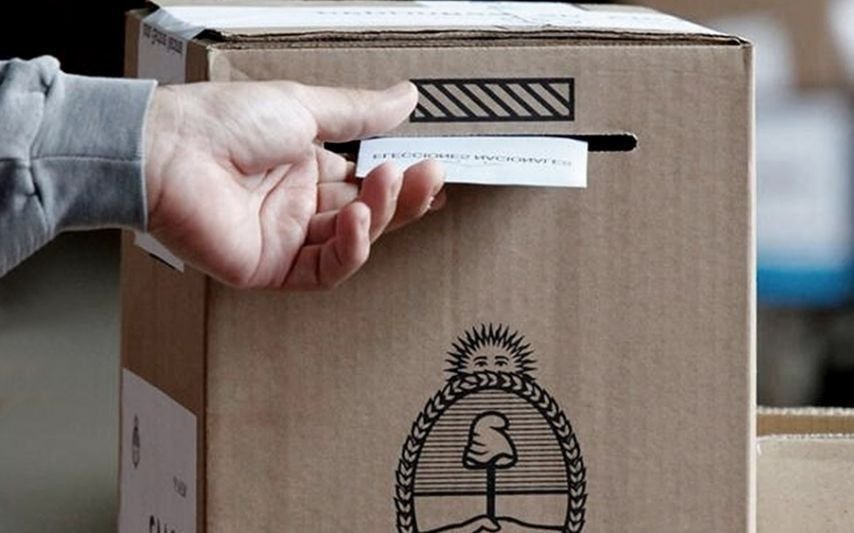 Qué dicen las encuestas de tres consultoras en Provincia para presidente y gobernador