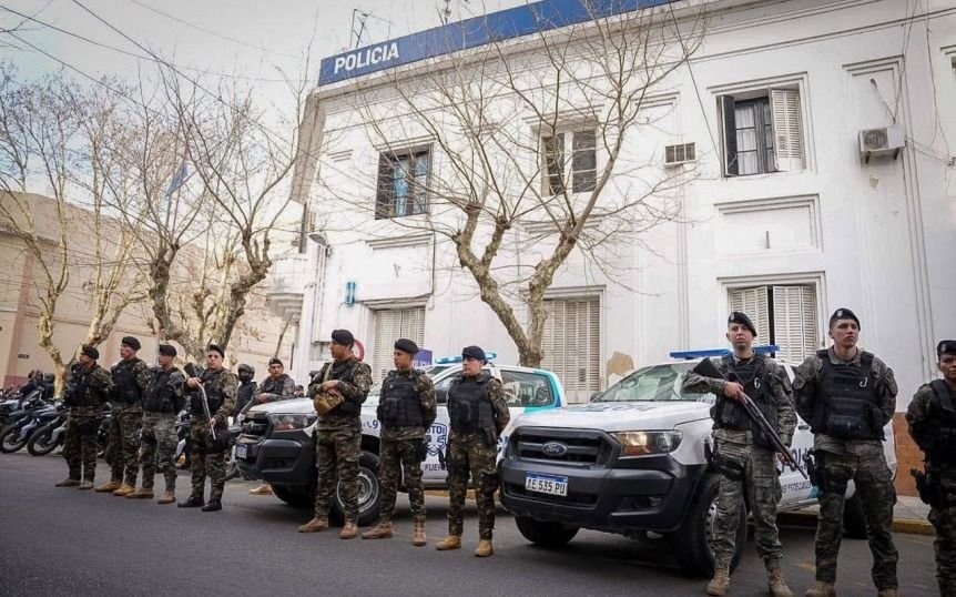 Operativo de saturación policial en el casco céntrico