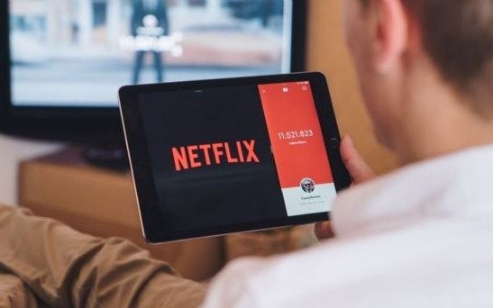 El enojo de la Provincia con Netflix y por qué le envió una intimación