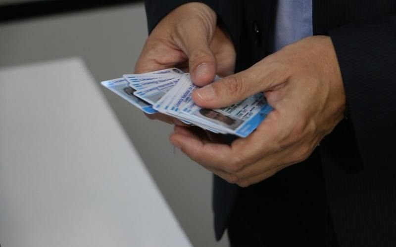 Denuncian la odisea que pasó un jubilado de La Plata para sacar el carnet de conducir