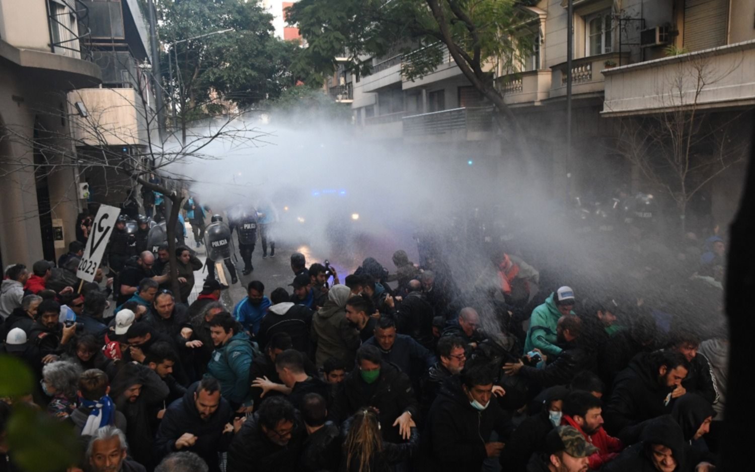 Las imágenes de los incidentes en la marcha de Recoleta