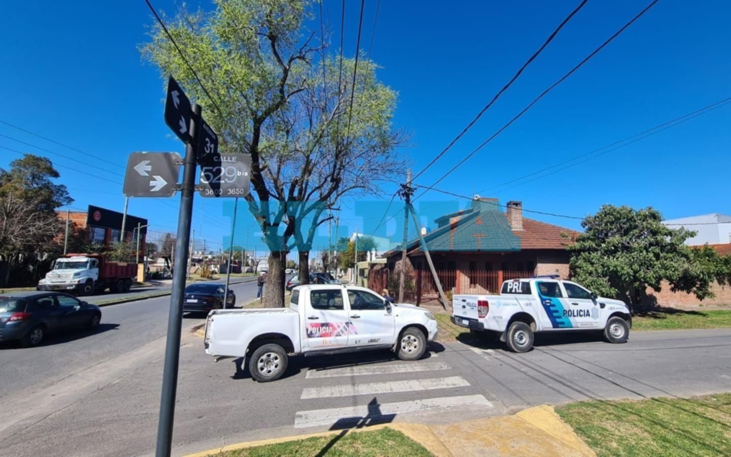 Asalto en La Plata a plena luz del día: una joven fue atacada a culatazos