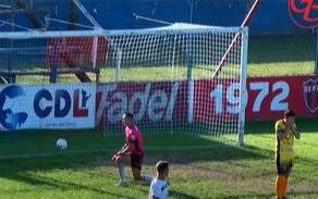 Apuestas y escándalo: un resultado sospechoso y dos jugadores separados del plantel