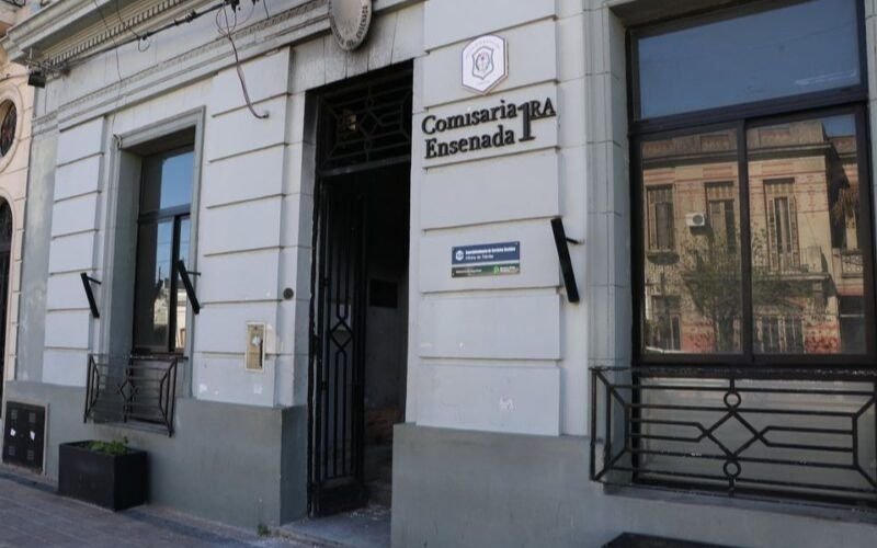 Tres menores involucrados en actos de vandalismo, y su madre, fueron detenidos en Ensenada