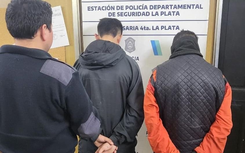 Dos menores aprehendidos por el robo de una moto en Barrio Norte