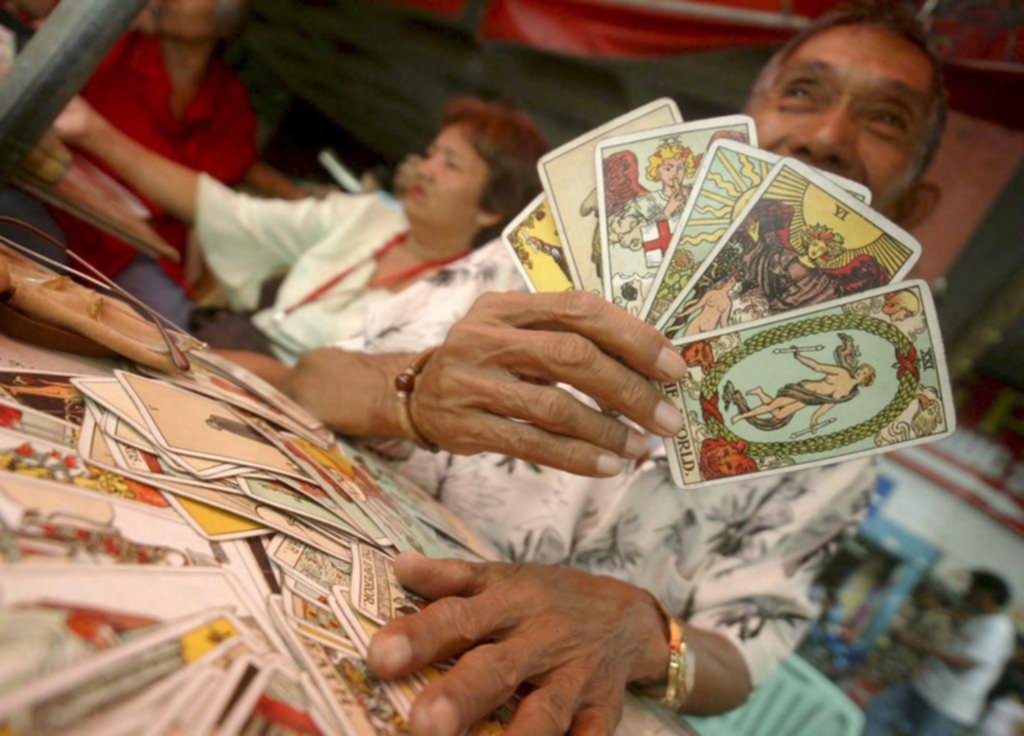 Esoterismo: destino o azar, creer o “reventar”