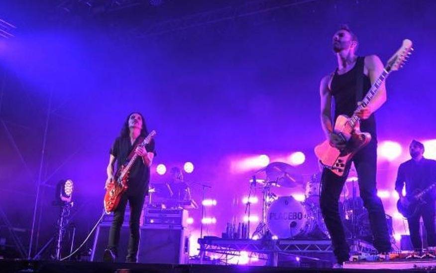 Premier italiana Meloni demanda al cantante de la banda Placebo por llamarla "racista y fascista"