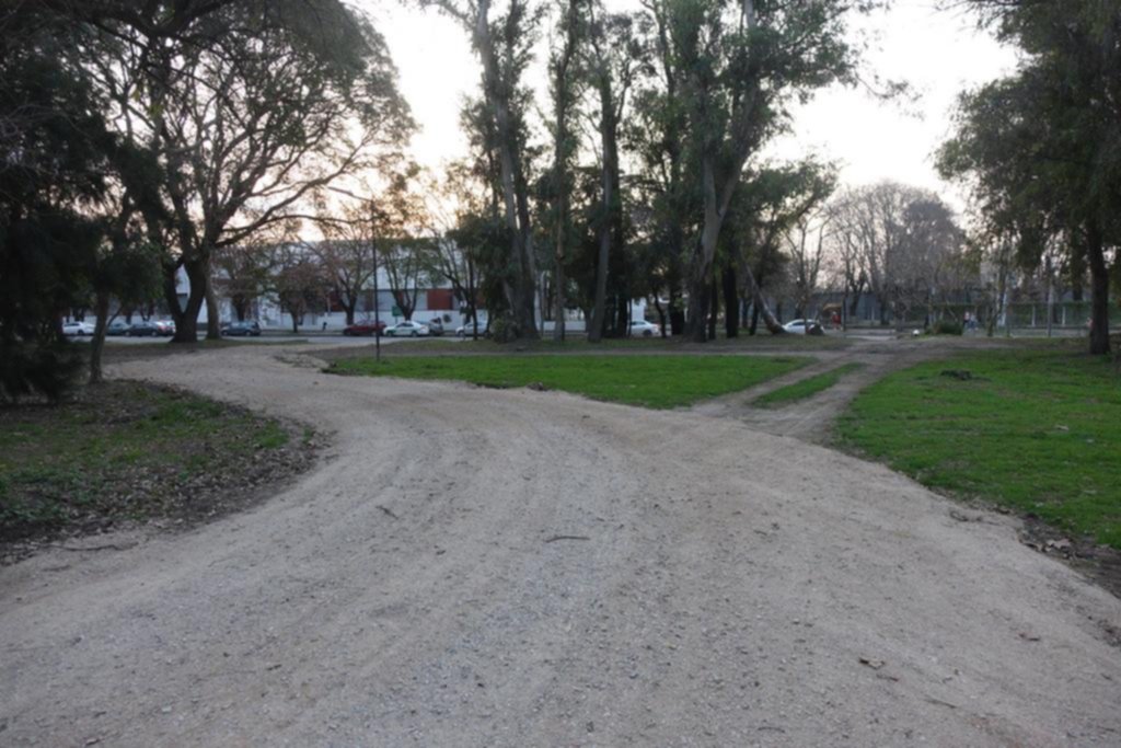 Arranca el traslado de la Zona Roja y ya asignaron un sector del Bosque platense