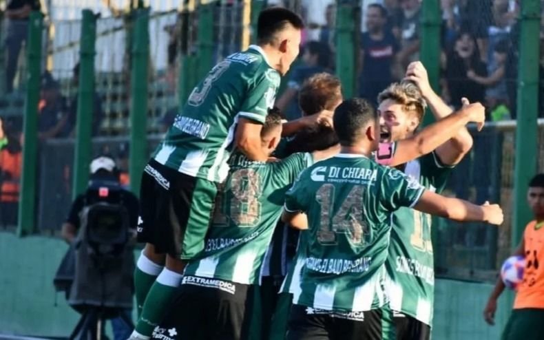 Excursionistas busca quedar como único escolta