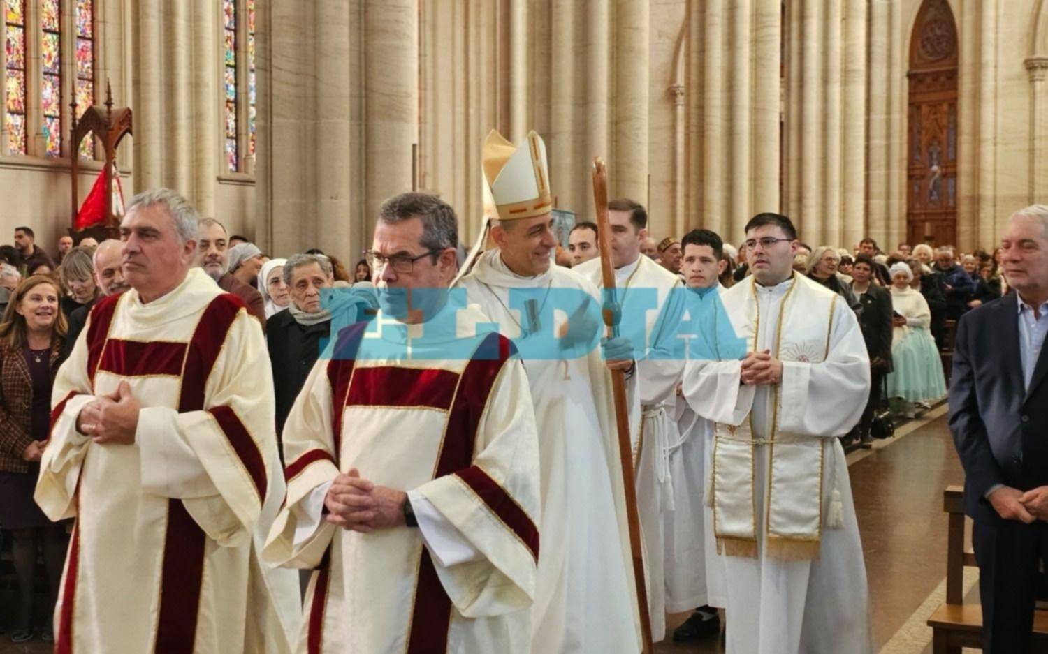 Tucho Fernández se despidió de la catedral platense en su último misa como arzobispo