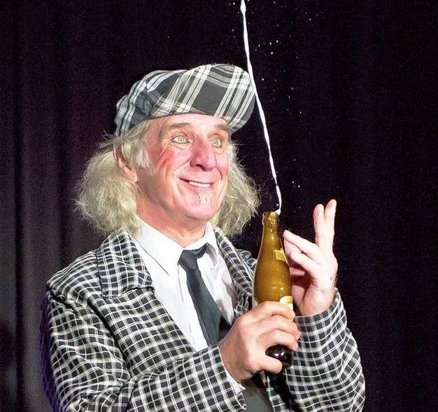 Adiós a Jango Edwards, el payaso desvergonzado