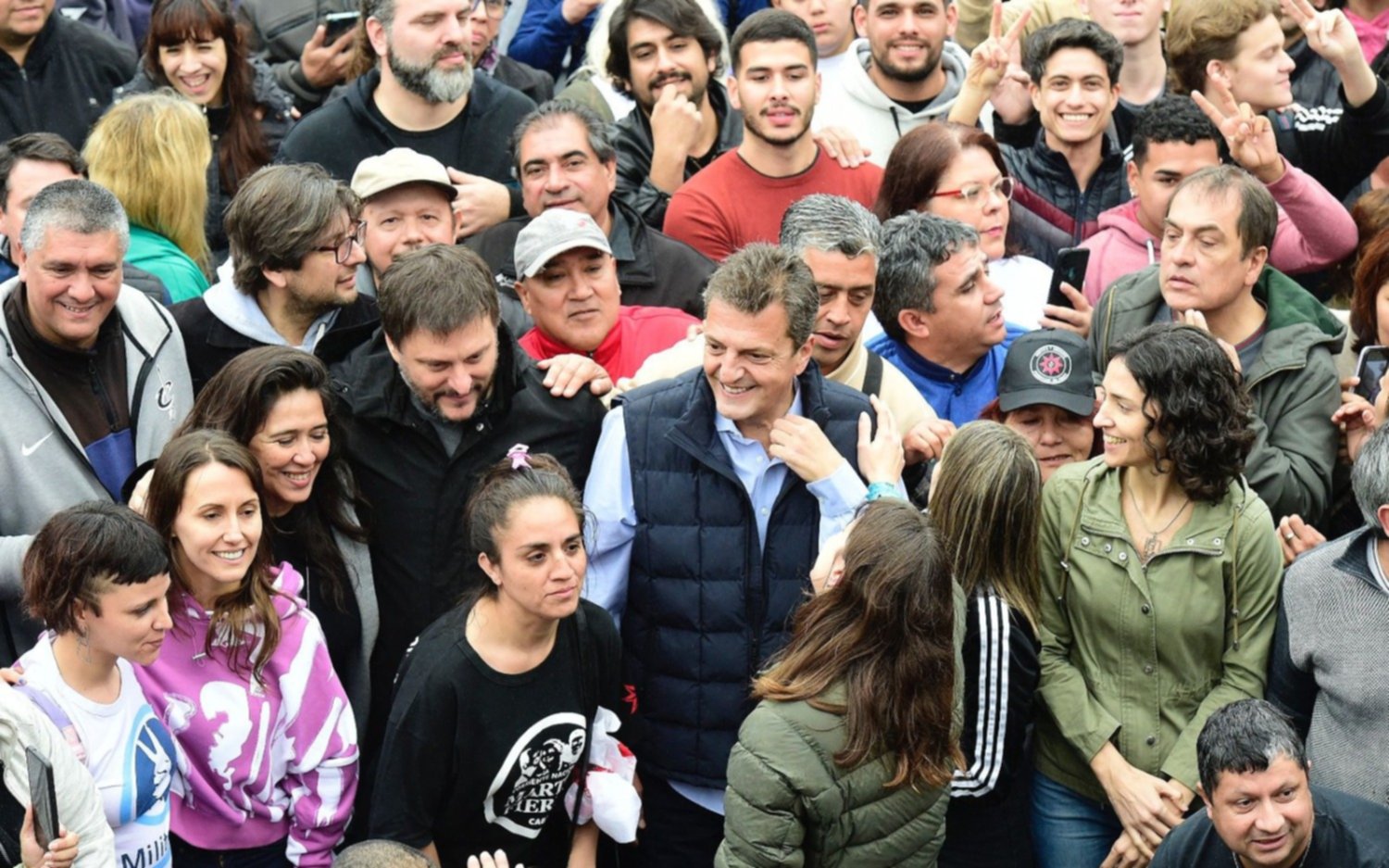 Massa recorrió Villa Lugano y visitó comedores comunitarios