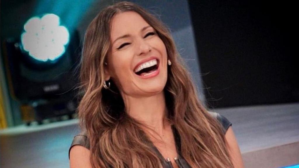 Pampita no se hace problema por la profesión de su marido