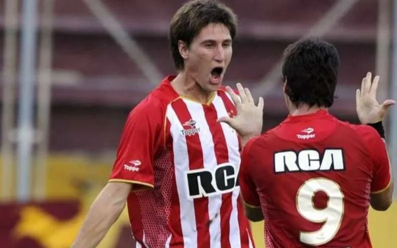 Un ex jugador de Estudiantes es buscado por un grande del fútbol argentino para reforzar la defensa