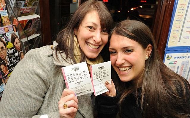 ¡Premio récord de US$ 1,55 mil millones del Mega Millions se sortea este martes! Consigue tus boletos antes de que caiga
