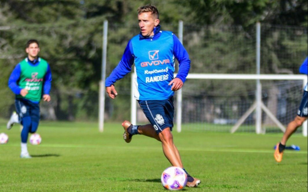Gimnasia retomó los entrenamientos en Estancia Chica con viejos conocidos