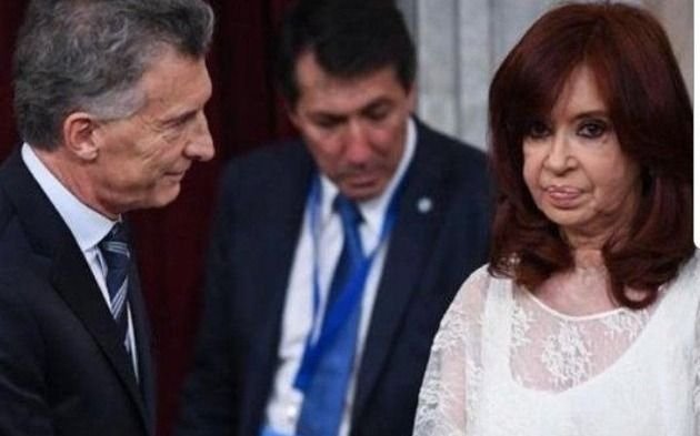 Otra embestida de Cristina Kirchner contra Mauricio Macri: "Más mafioso no se consigue" y "te tengo una sorpresa"