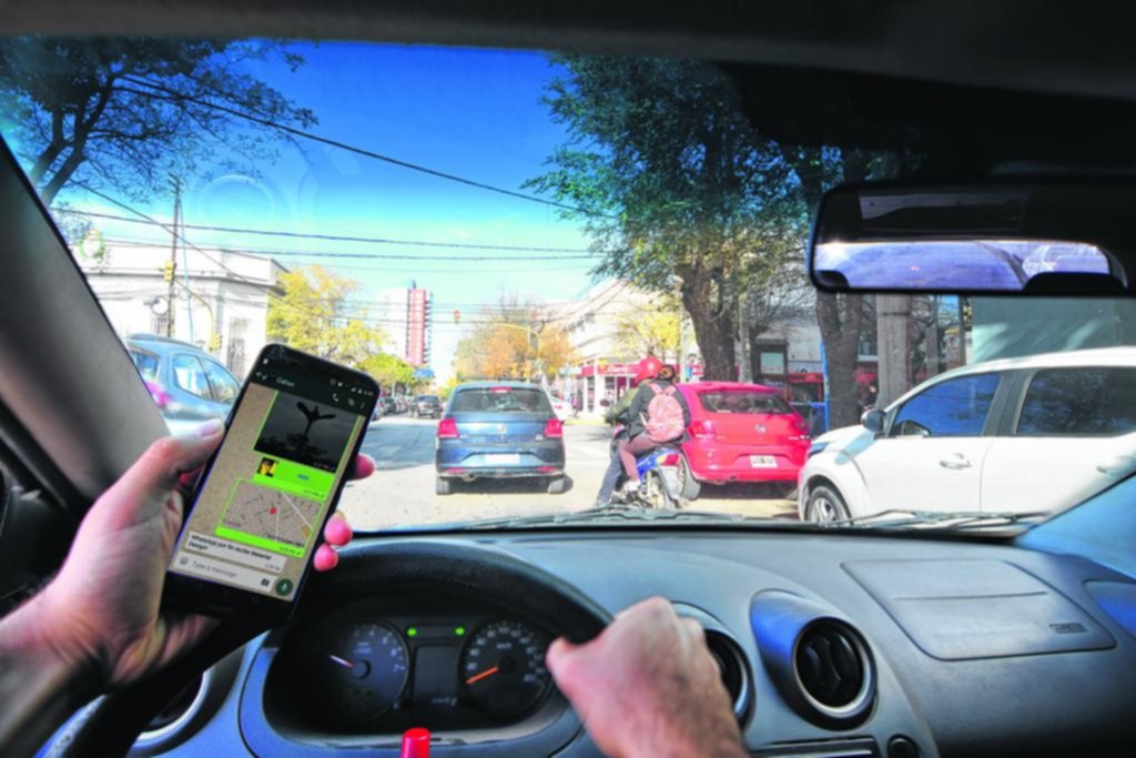 Peligro al volante: el uso del celular está en el top de las infracciones