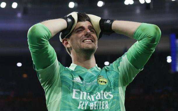 El arquero Courtois del Real Madrid sufrió una grave lesión en la previa del inicio de La Liga