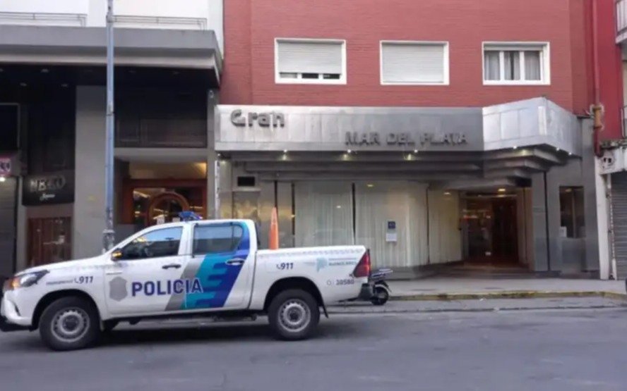 Estaba de viaje de egresados y murió al caer de un 8vo piso en Mar del Plata: ¿qué pasó?