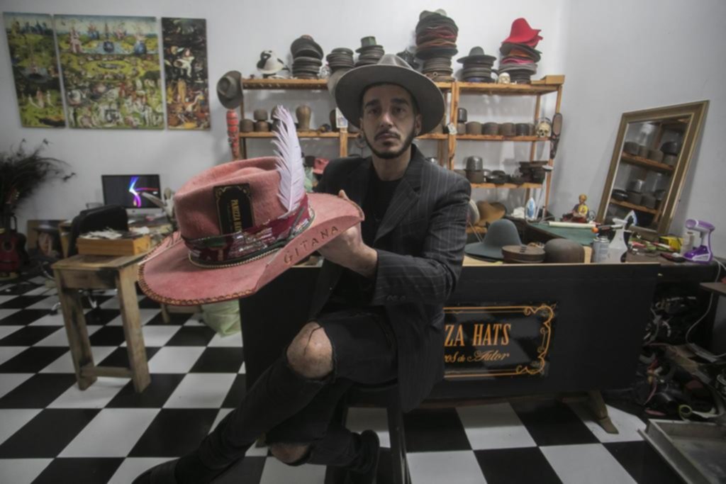El talento de dos platenses que fusionan arte con viejos oficios