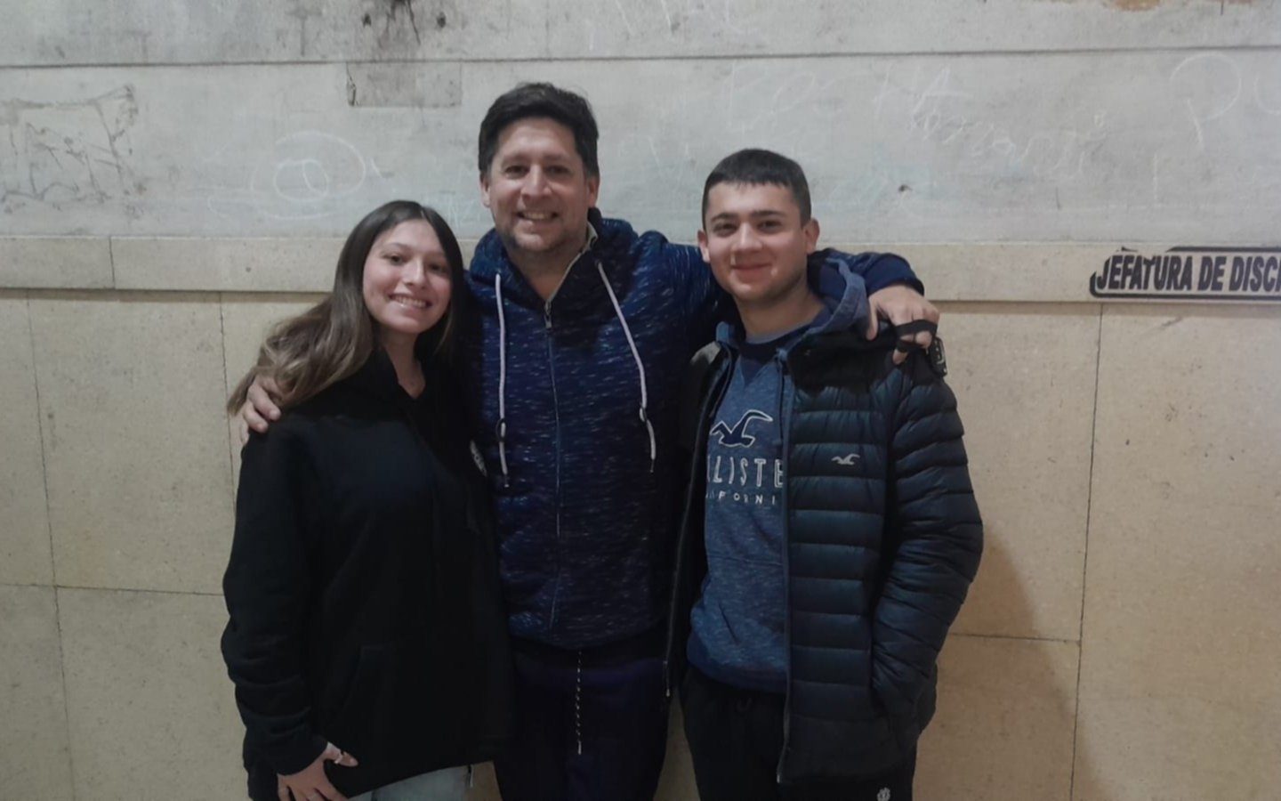 PASO 2023.- La Plata: la curiosidad de los jóvenes que fueron a votar por primera vez