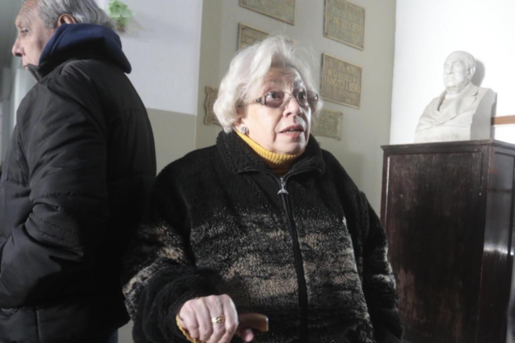 “Siempre es una fiesta venir a votar”