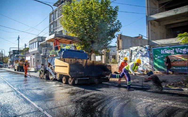 Repavimentación de la Avenida Andrés Baranda de Quilmes Oeste