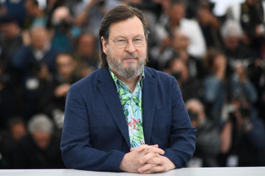 Insólito: director de culto pide novia -o musa- por Instagram
