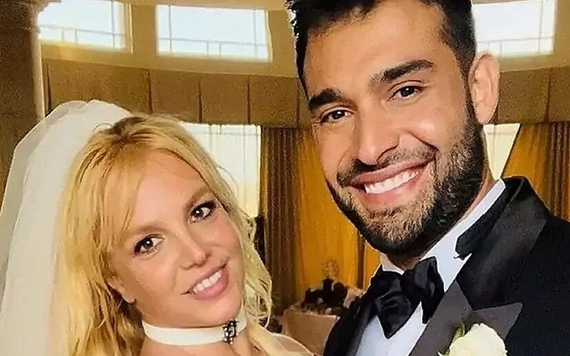 Britney Spears se divorció de Sam Asghari: “Pedir privacidad parece ridículo”