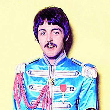 Paul sí estuvo en la sesión del Sargento Pepper, revela una foto que se subastó