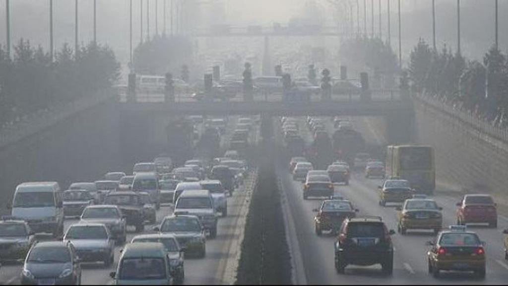 El plan para reducir las emisiones de los autos se topa con el escepticismo