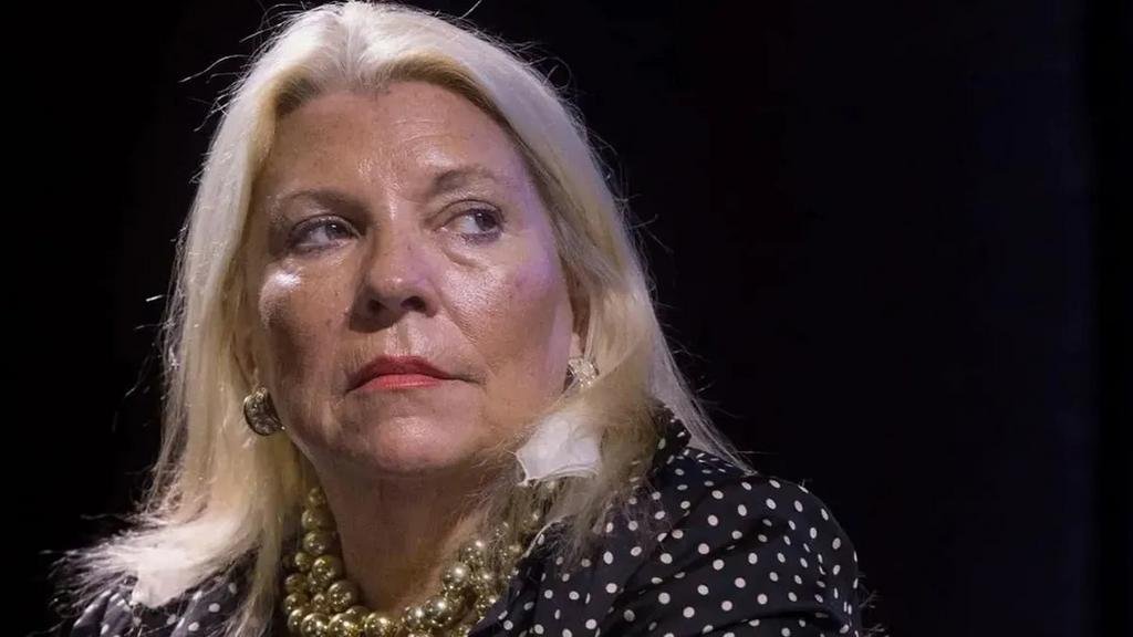 Elisa Carrió renunció a su candidatura al Parlasur