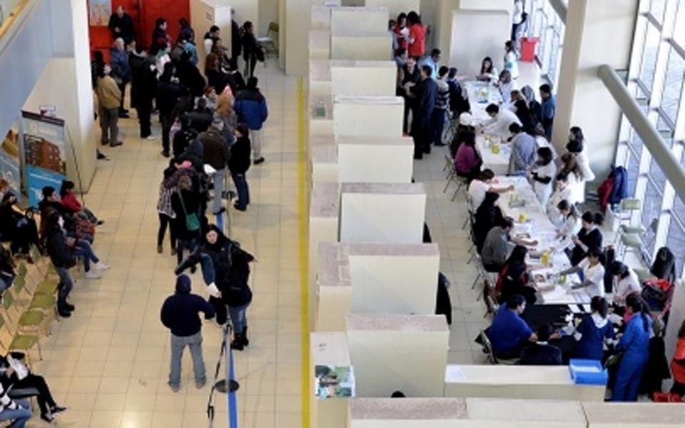 Paritarias bonaerenses: qué aumento reclaman los estatales y docentes