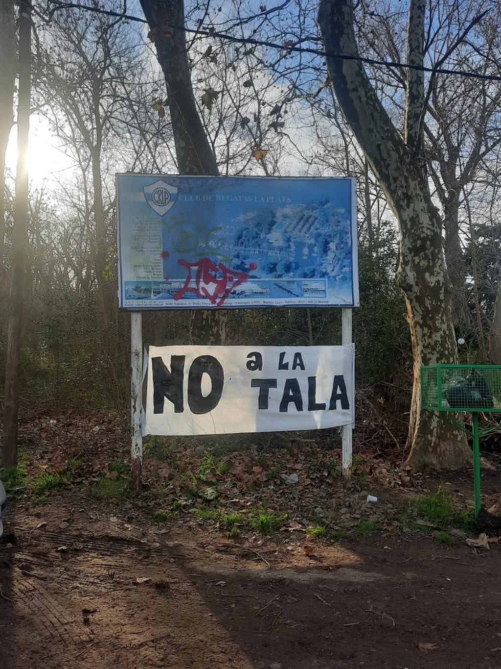 Ordenan frenar obras en el camino a Regatas