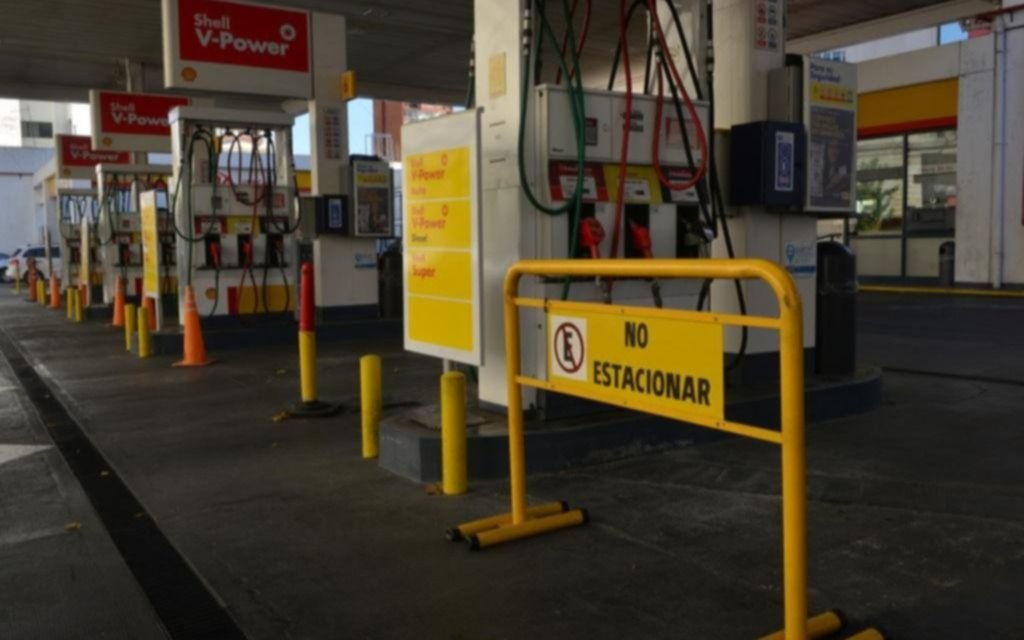 Las estaciones de servicio cerrarán de noche como señal de protesta por el congelamiento de precios