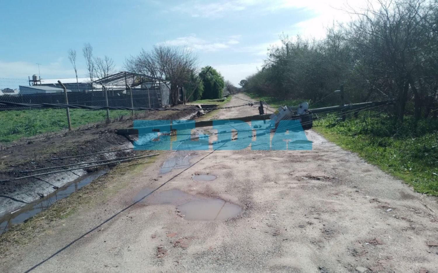 A los reclamos por baja tensión en La Plata se le suman quejas por cortes de luz