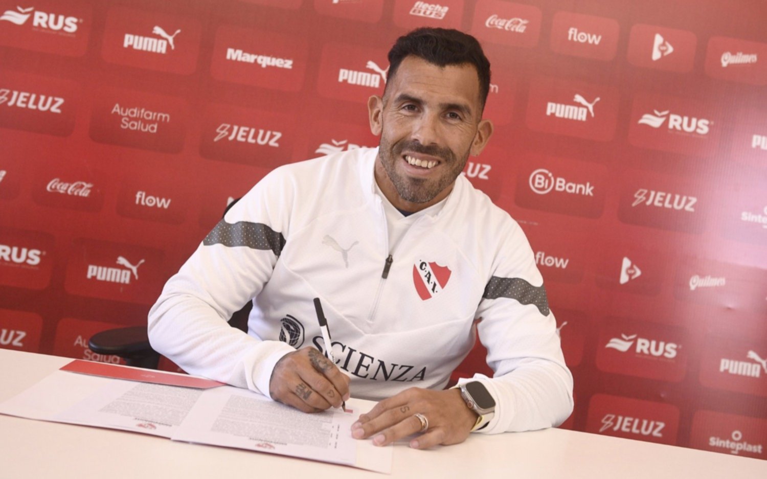 VIDEO. Tevez asumió en Independiente: "Me tocó a mí porque tengo huevos para agarrarlo"