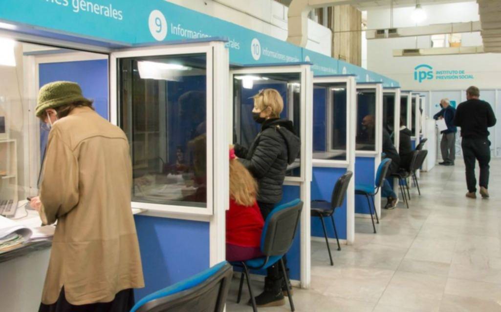 El IPS lanzó una campaña para que los jubilados actualicen sus datos: cómo es el trámite