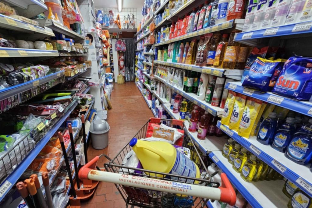En búsqueda de precios: en La Plata crece la opción de la segunda marca