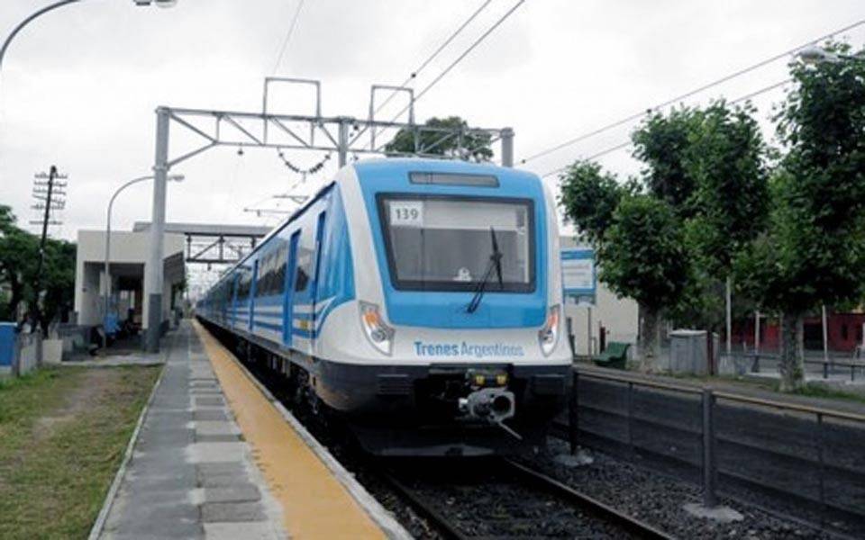 El Roca La Plata reanuda su recorrido tras estar afectado por un accidente