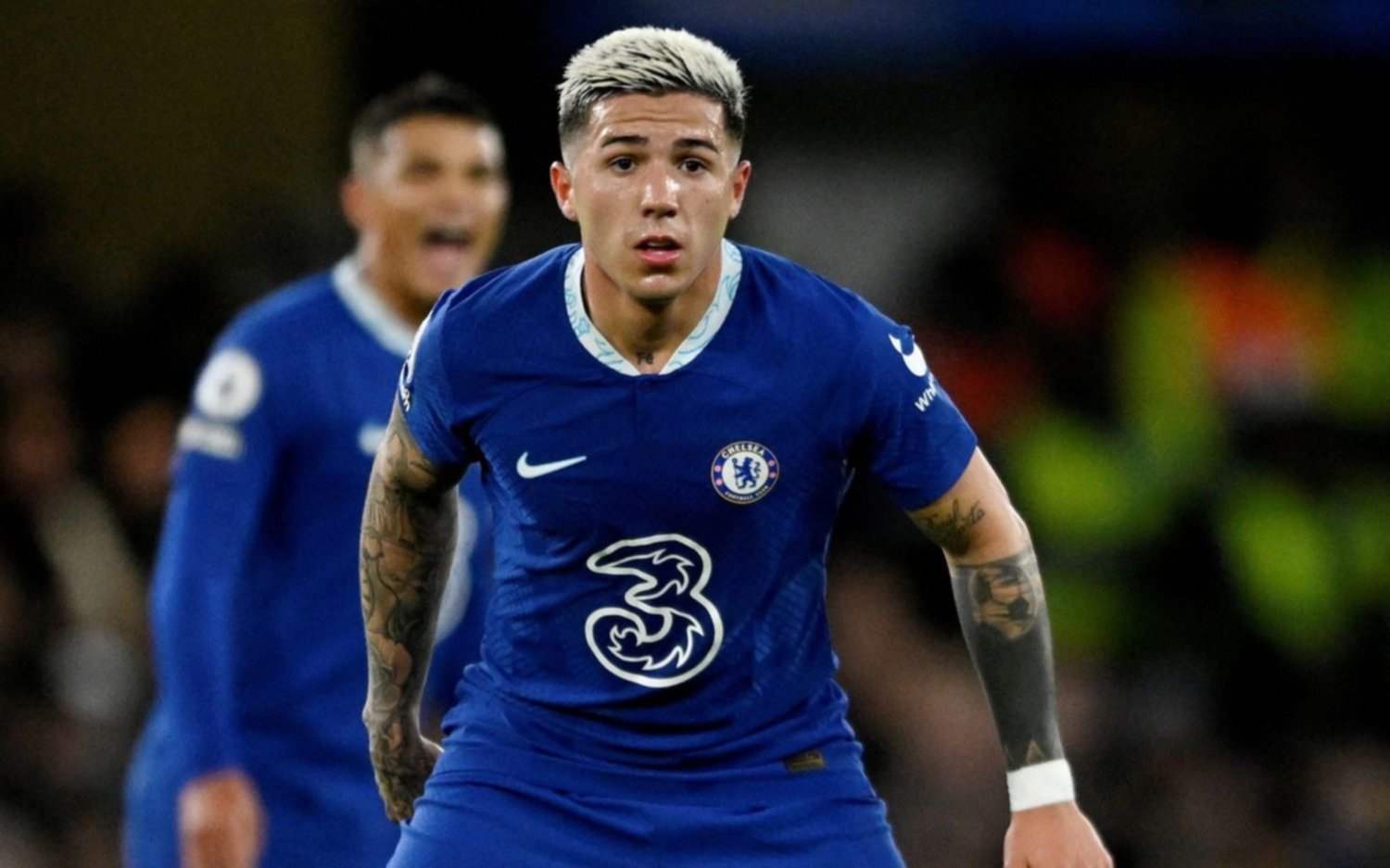 Premier: Enzo Fernández fue titular en el Chelsea, que goleó al Luto Town