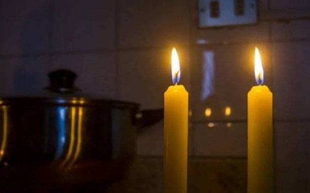 Un domingo para el olvido: miles de usuarios lo pasaron sin luz