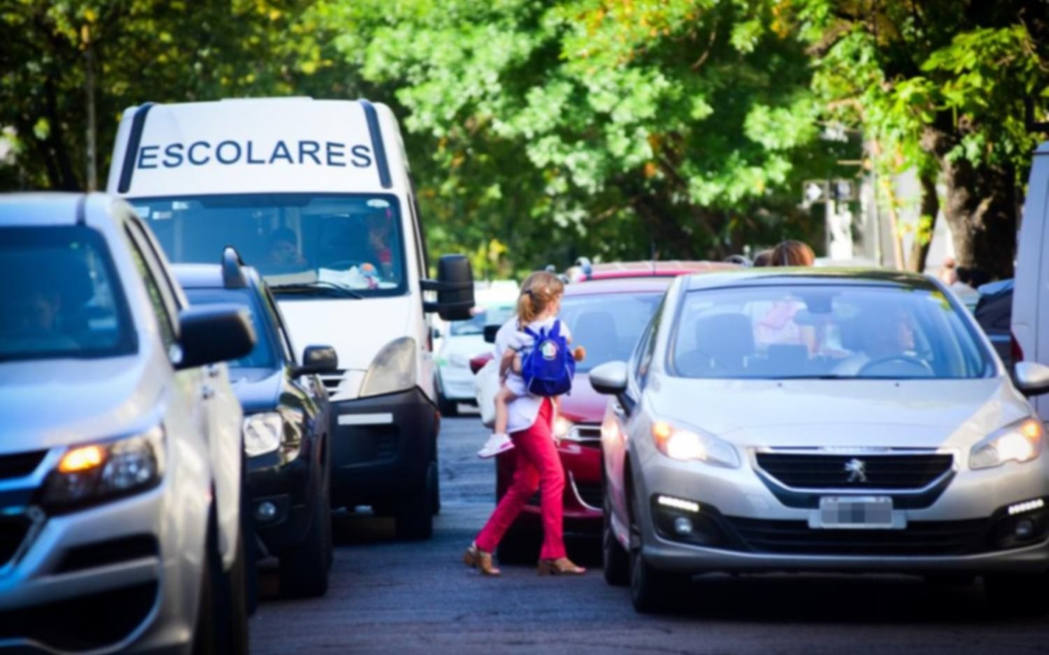 Miércoles de caos de tránsito en La Plata: uno por uno, los cortes de calles y desvíos